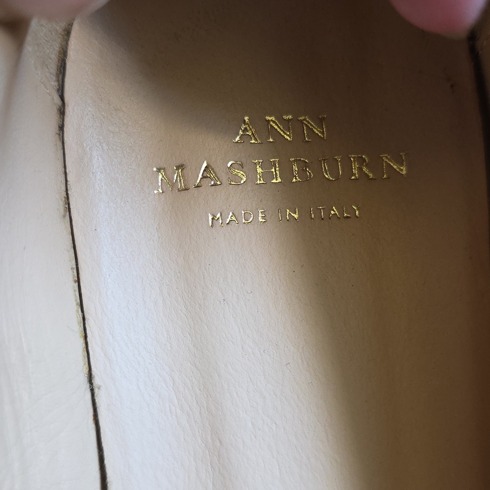 ANN MASHBURN Suede Square-Toe Flats - Picture 3 of 16